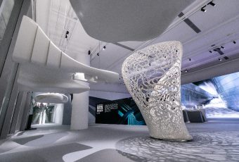 “Vertical Urbanism”, Mengenang Zaha Hadid sang Ratu Arsitektur Kurva