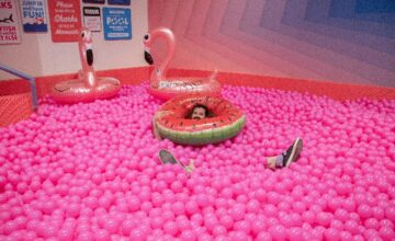 Tempat Wisata di Portugal Hadirkan Nuansa Serba Pink, Tapi Bukan Karena Barbie