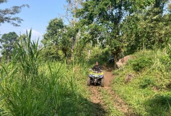 Serunya Bertualang dengan ATV di The Grand Taman Safari Prigen