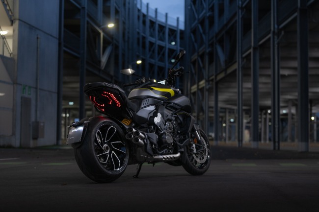 Corak Baru Ducati Diavel V4, Kini Lebih Futuristik