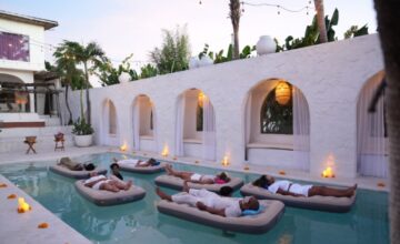 Mengapung dalam Keheningan di Hotel Sages Bali