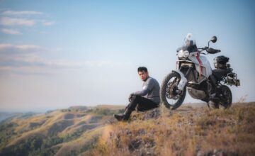 Menyusuri Tanah Sumba Bersama Rowby & Ducati DesertX