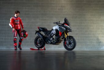 Ducati Kenalkan Motor Touring Bermesin Superbike