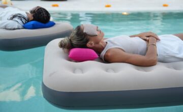 Sebuah Perjalanan Mencari Keheningan di Hotel Sages