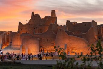 8 Keajaiban yang Berkisah Tentang Saudi