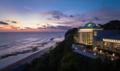 Mixology Collective, Sebuah Simfoni Rasa di Atas Tebing Ungasan