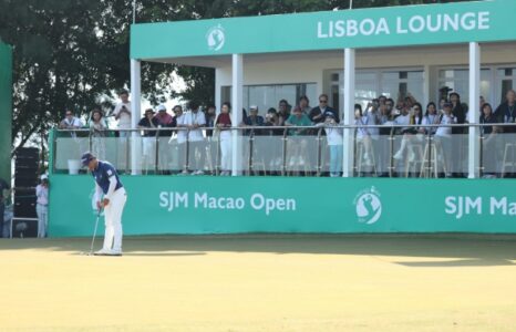 Menikmati Golf dengan Sentuhan Kemewahan di Grand Lisboa Palace Macau