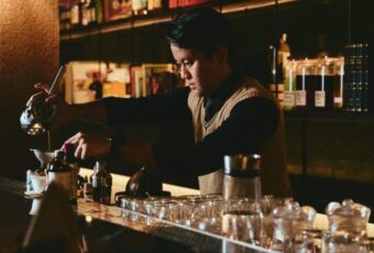 Bersembunyi di Libros, Ruang Intim untuk Menikmati Koktail Tanpa Tergesa