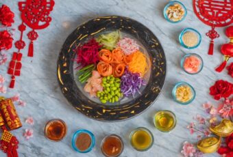 Merayakan Imlek di Puncak Tebing Ungasan