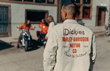 Kolaborasi Terbaru Dickies x Harley-Davidson: Rebel Wajib Punya!