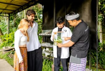 Bali yang Tak Ada di Brosur Wisata: Menemukan Pulau Dewata Lewat Orang-Orang yang Menjaganya