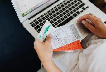 Liburan Bukan Cuma Soal Tiket Murah, Ini yang Perlu Dipertimbangkan Saat Booking